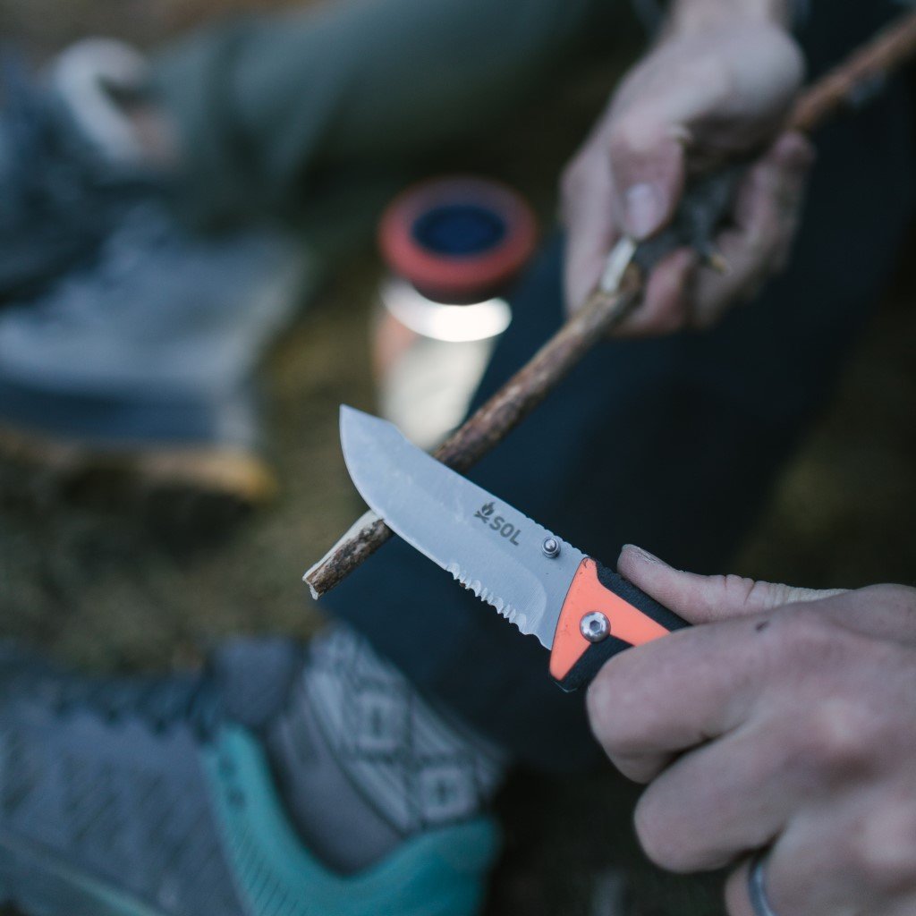 Stoke Folding Knife using knife to sharpen tip